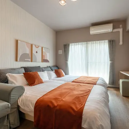 Realino Higashi-Shinsaibashi Apartment